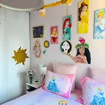 アパート The Enchanted House