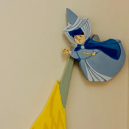 The Enchanted House Apartment