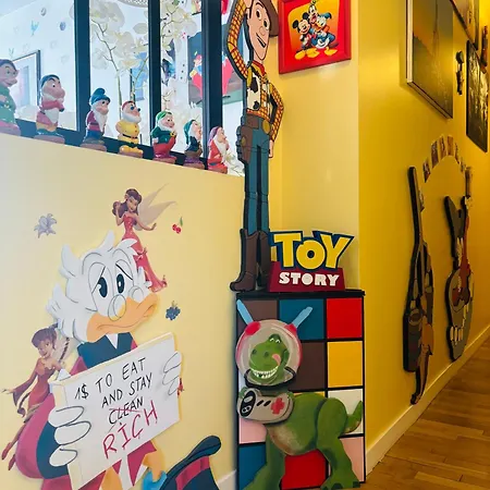 The Enchanted House Apartman *